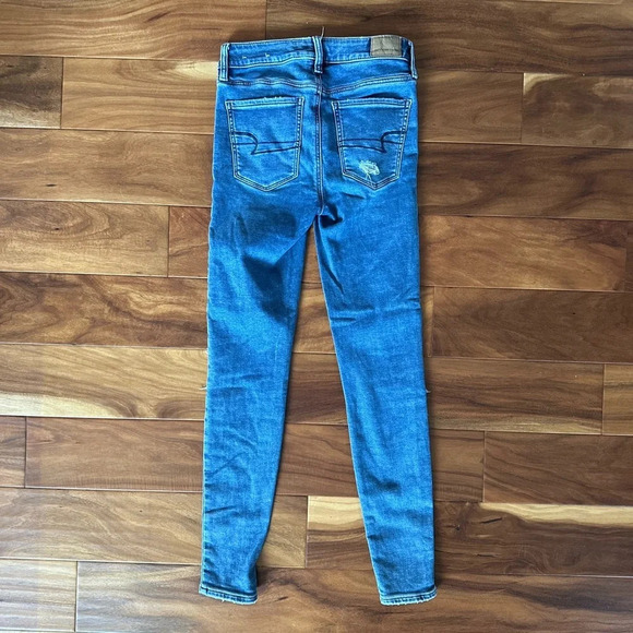 American Eagle Hi-Rise Jegging Next Level Stretch Denim Jeans size 2 - Picture 3 of 6